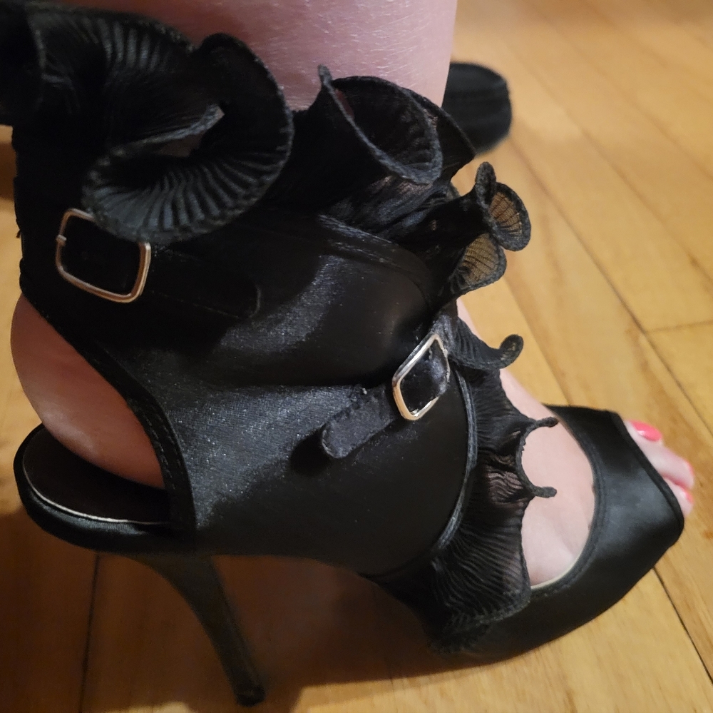 Women's heels